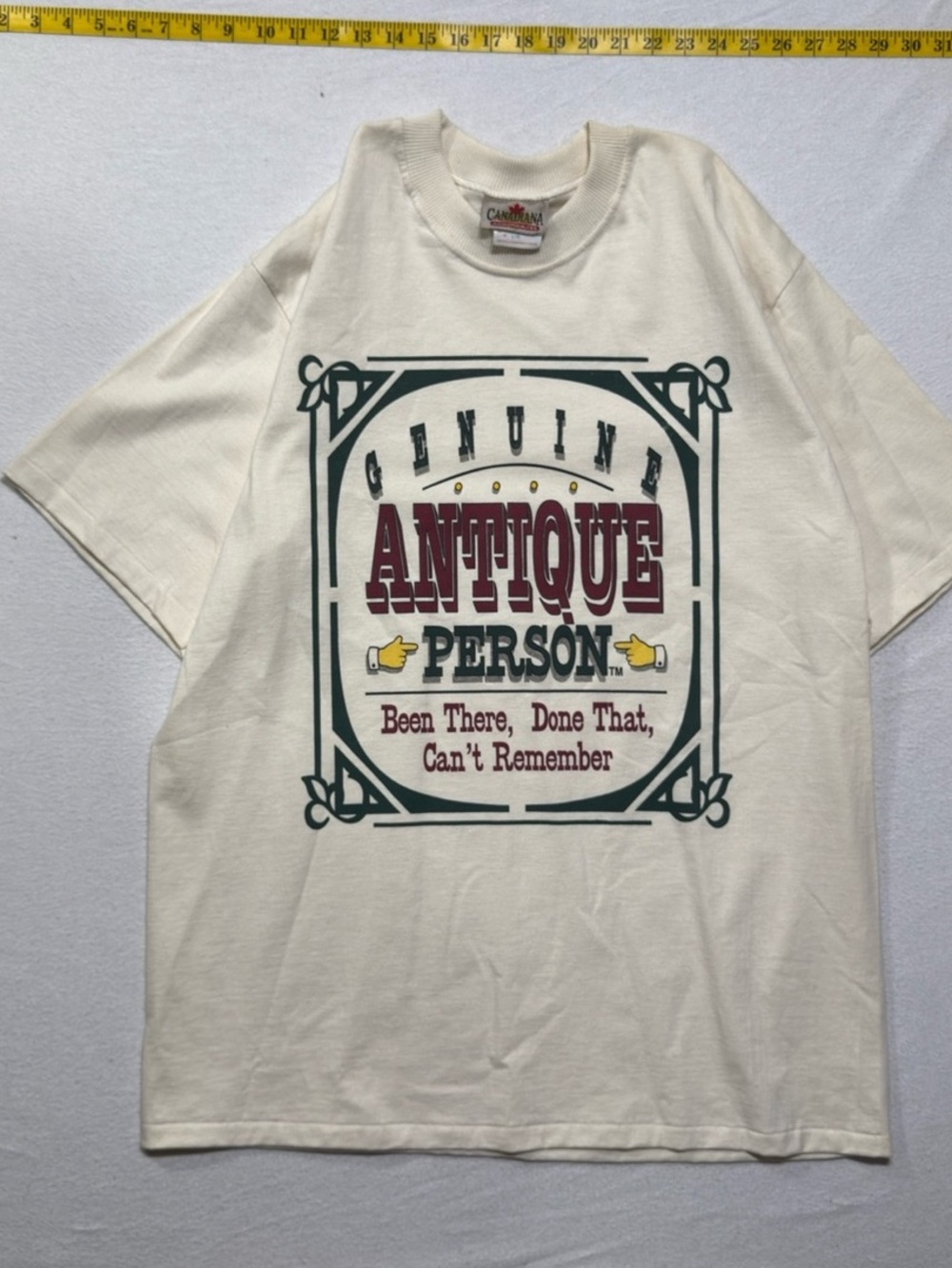 1980s/90s Canadian Antique Person Graphic Tee in Cream Size Large